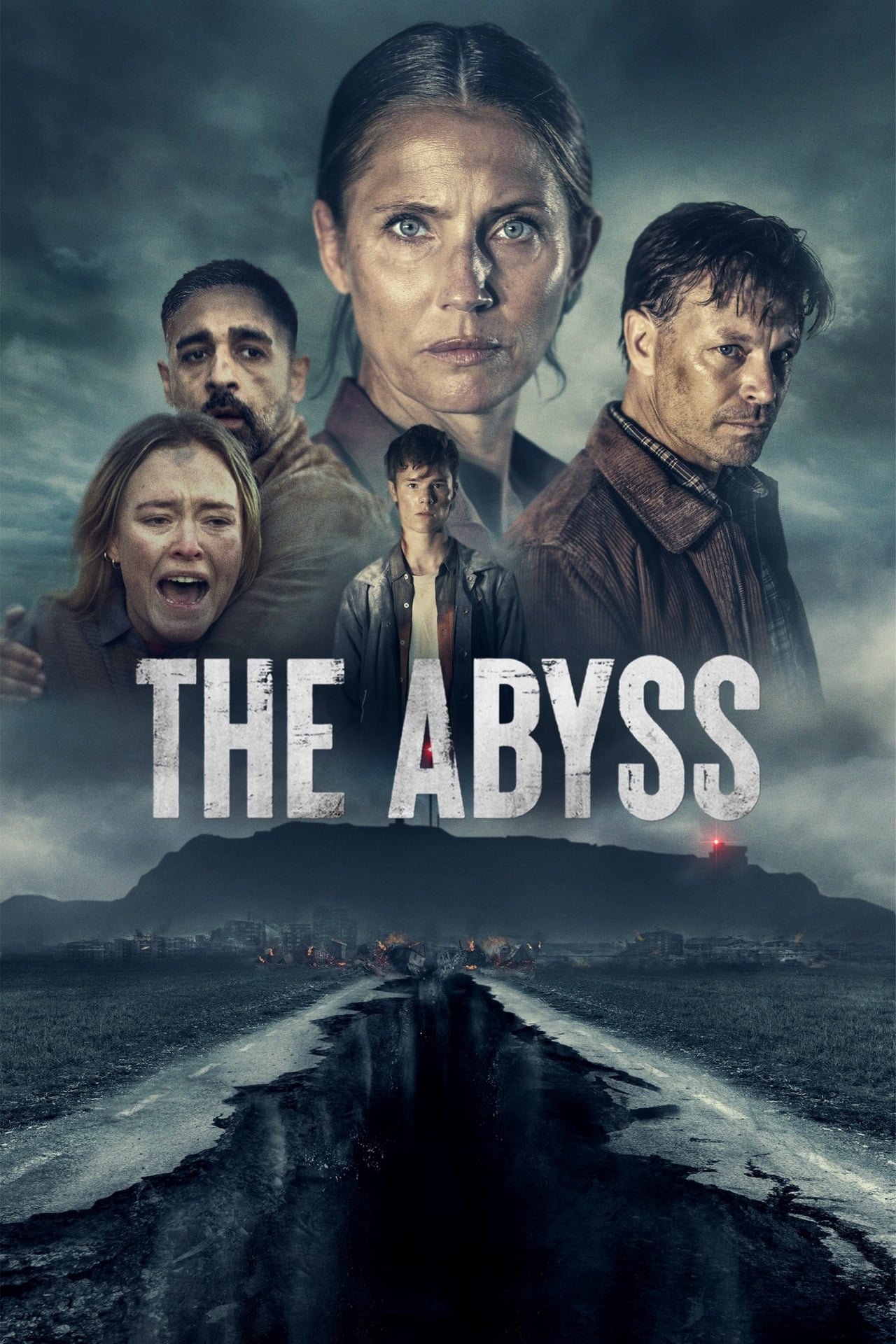 The Abyss (2023) 640Kbps 24Fps 48Khz 5.1Ch DD+ NF E-AC3 Turkish Audio TAC